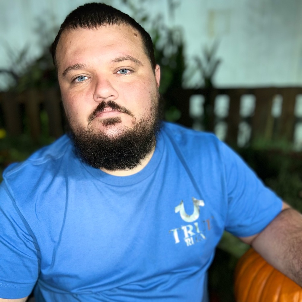 Meet your Posher, Johnathan